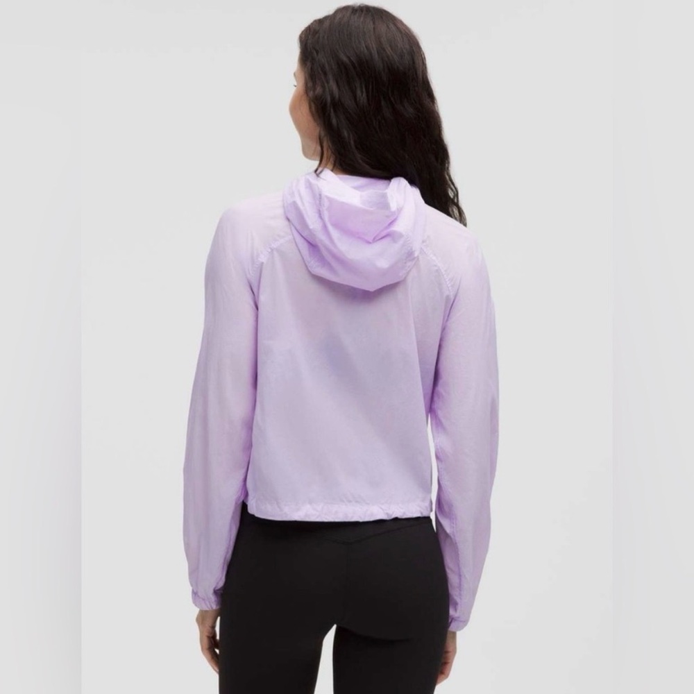 💜NWT LULULEMON hood lite jacket size M lavender 💜 windbreaker light rain coat - Picture 3 of 10